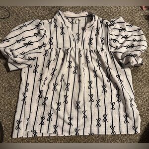 White Bow-Print Short Sleeve Peasant Top